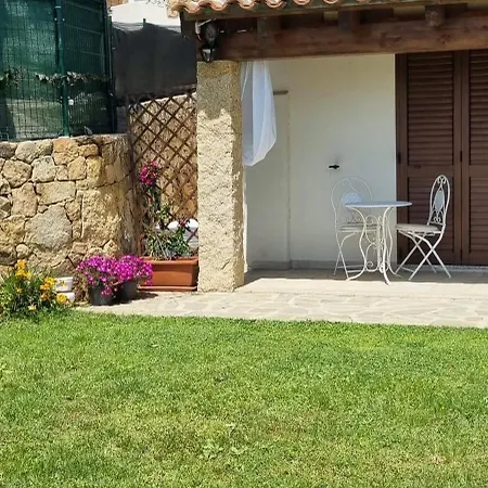 Casa Baia Sant'anna 別荘 タナウネッラ